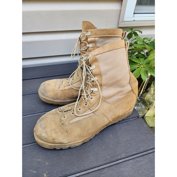 Belleville U.S Army Waterproof Gore-Tex Combat Boots 10.5 Wide Men Vibram Soles main image 10